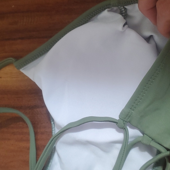 Green bathing suit top size large - Picture 5 of 6